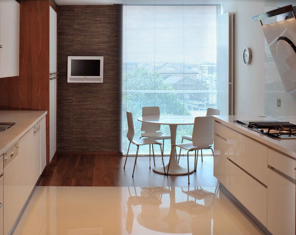 Riverside One apartment | Kitchen | Interior Designers